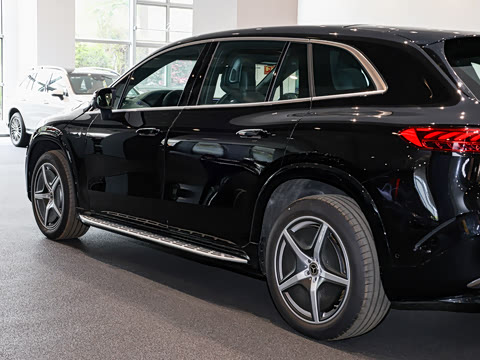 2025�� 500 4MATIC