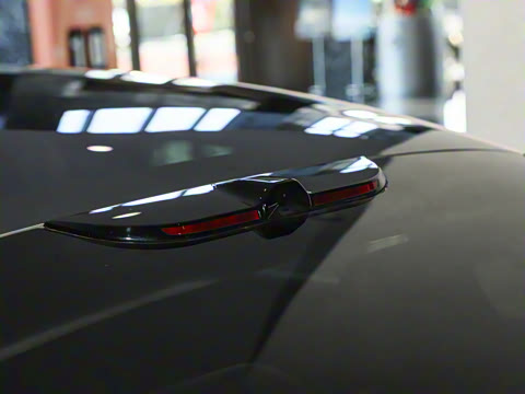 2025�� 560 Lite��