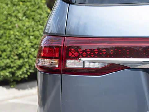 2026�� ���̰� 230�콢�� 7��