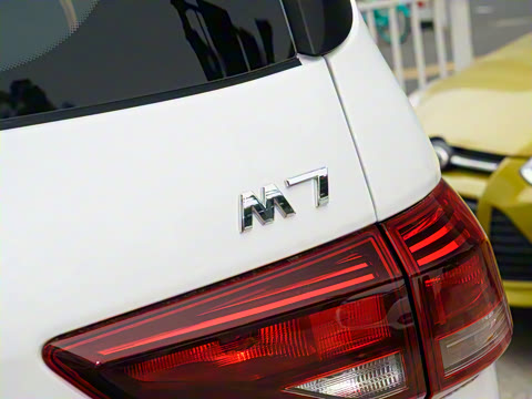 2025�� 2.0L CNG�м�Ӫ�����ʰ� 7��