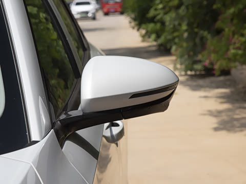 2025�� EM-i 70km ������