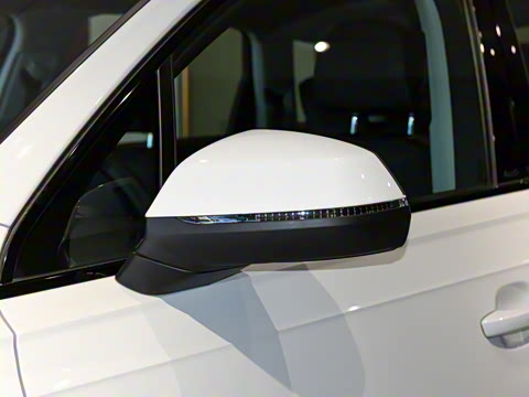 2025�� 55 TFSI quattro S line����ʿ��