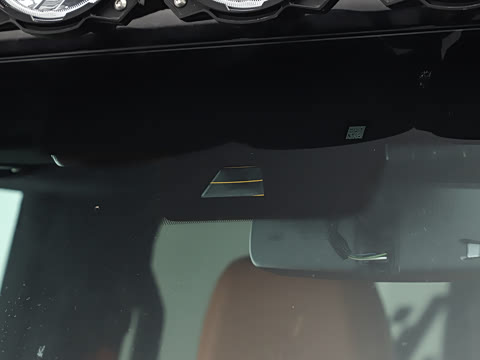 2025�� 3.0T ����SV7 ���ݰ�
