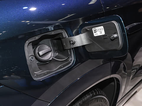 2027�� 2.0T ˫�������������