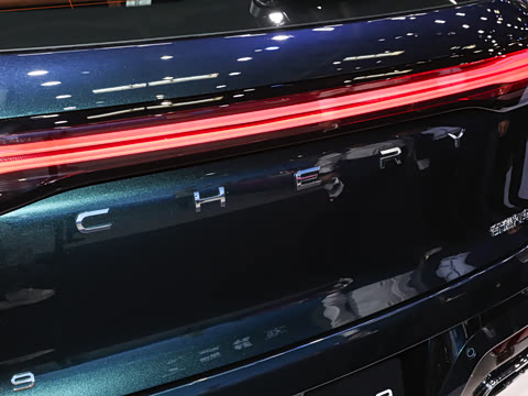 2027�� 2.0T ˫�������������