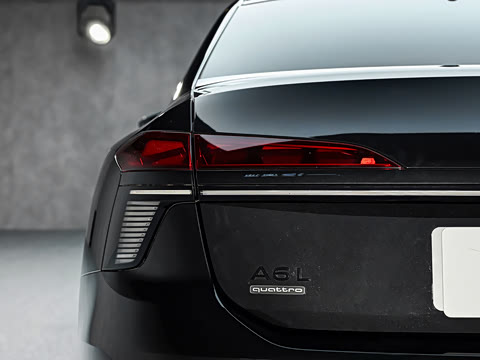 2026�� 2.0T quattro ������	