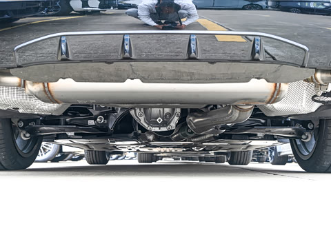 2026�� 430i M�˶���ҹ��װ