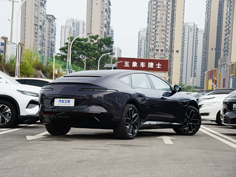 2025�� �Ŀ� Ultra���������