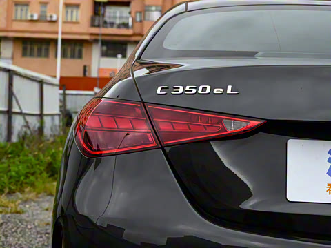 2025�� �Ŀ� C 350 eL