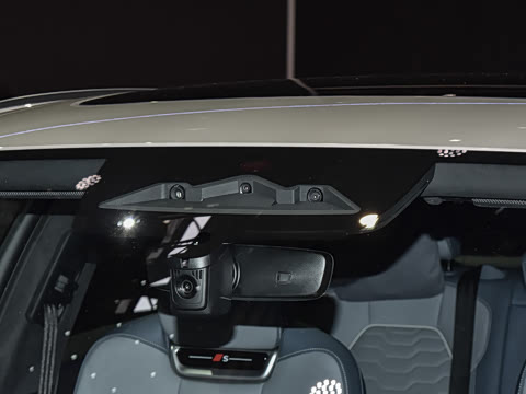 2026�� quattro Ǭ���Ǽݰ�