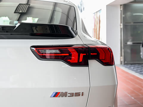 2026�� M35i