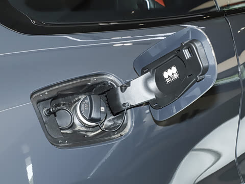 2022�� 840i ˫�Ž��ܳ� M�˶���װ