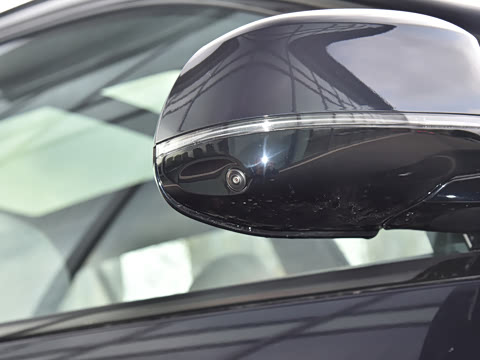 2026�� �Ŀ� xDrive 40Li ������M�˶���ҹ��װ