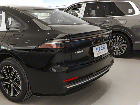 2025�� EM-i 70km ������