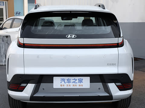 2025�� ����SMART�� 64.2kWh