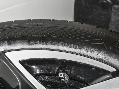 2025�� 60kWh ������