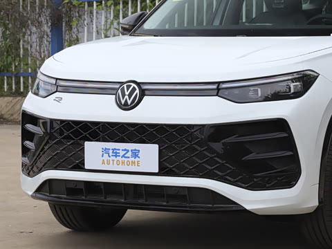 2026�� �Ŀ� ̽��L 300TSI ������Ӣ