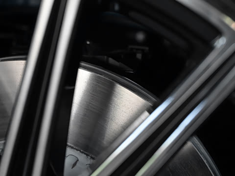 2026�� ����� 400 L 4MATIC