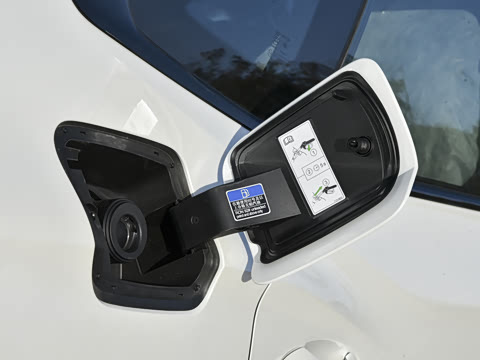 2026�� 2.0T 405 AT������