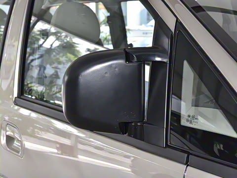 2025�� M5 1.6L ��׼��5��CNG