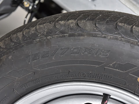 2025�� M5 1.6L ��׼��5��CNG