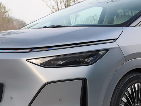 2026�� ���� 750 Ultra