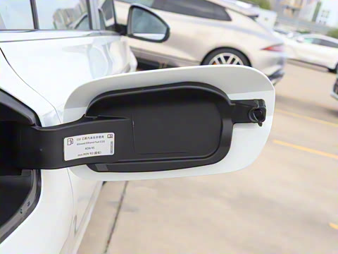 2025�� �Ŀ� 280TSI DSG���а�