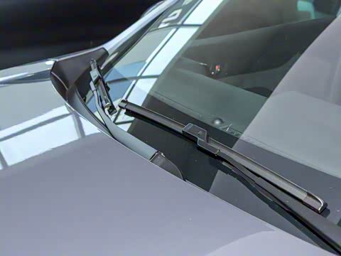 2025�� 1.5L �Զ������