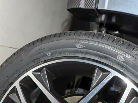 2025�� 1.5L �Զ������