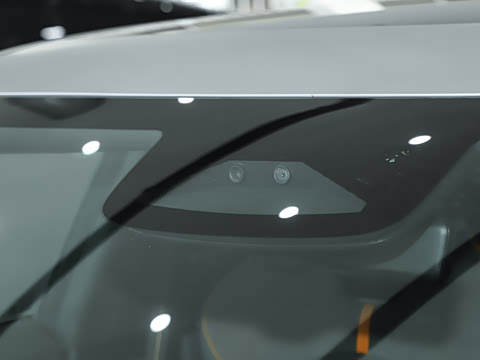 2025�� 750 �������� Ultra