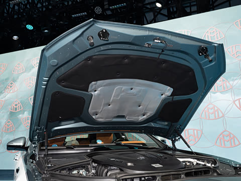 2027�� S 680 4MATIC