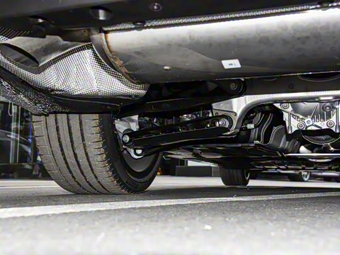 2026�� 530Li ������ M�˶���װ