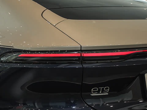 2025�� 102kWh ��ƽ���ر��