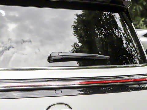 2025�� Ǭ�� UItra 6��