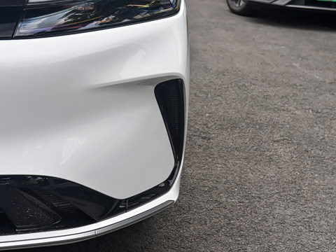 2026�� EV 550km ר�����а�