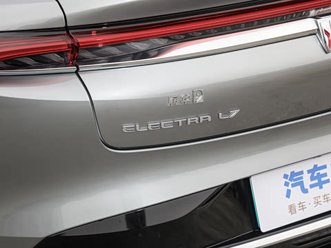 2025�� ������