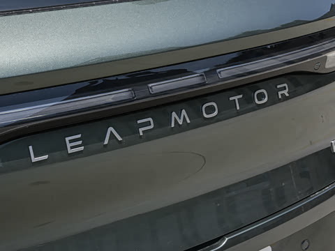 2027�� 540������