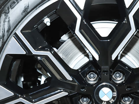 2025�� xDrive30L ������ M�˶���ҹ��װ