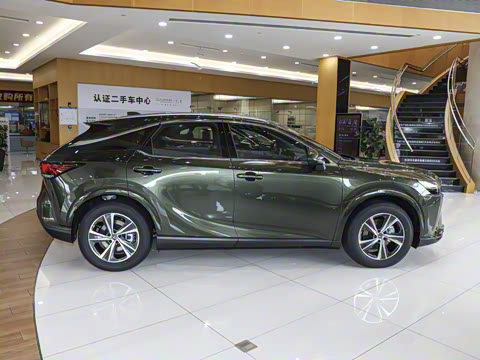 2025�� 350h ����������