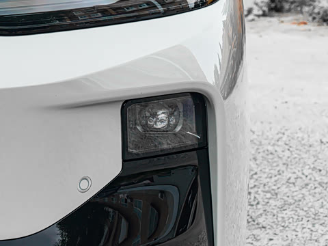 2027�� 610������