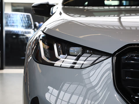 2025�� M50 xDrive