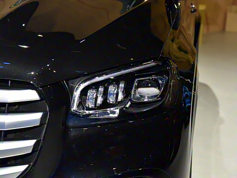 2026�� GLS 450 4MATIC ������