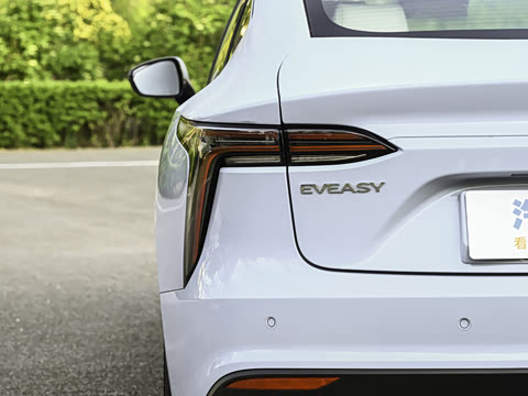 2026�� 705km MAX����������