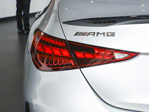 2025�� AMG C 43 4MATIC