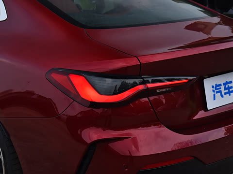 2026�� 425i M�˶���װ