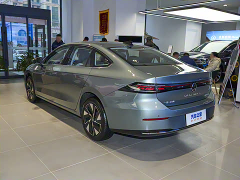 2026�� L 300TSI DSG ��Ӣ��