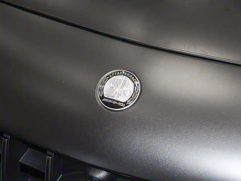 2025�� AMG CLE 53 4MATIC+ ���ܳ�