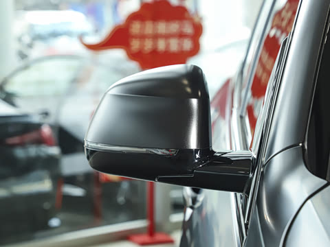 2026�� xDrive 40Li �����