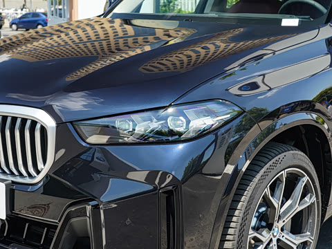 2025�� xDrive 30Li ������M�˶���ҹ��װ