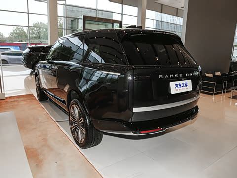 2026�� 3.0 L6 400PS AB�����